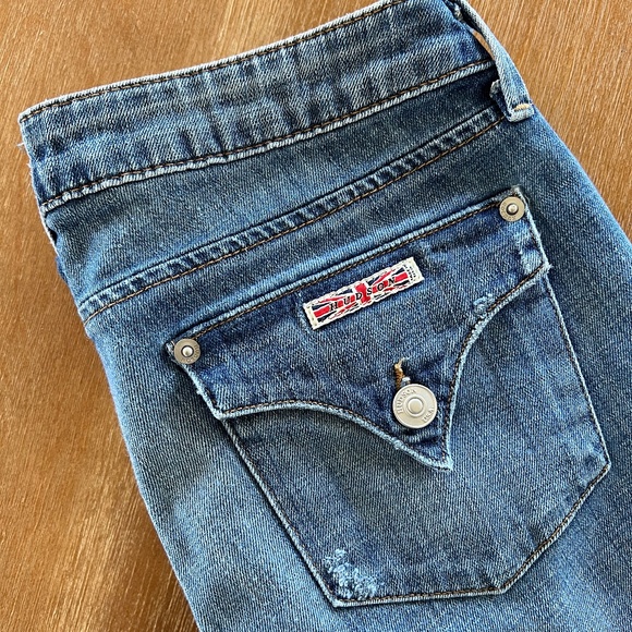 Hudson Signature Mid Risee Bootcut Jeans - Picture 1 of 6